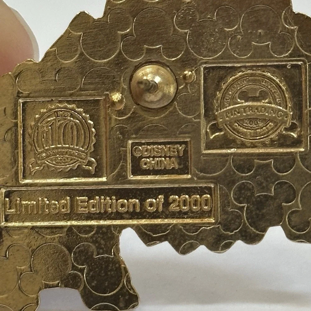 🌀 2009 Stitch 10 Years of Pin Trading – Limited‎ Edition of 2000